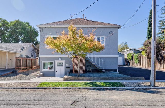 $1,500,000 | 1869 Yajome Street | Central Napa