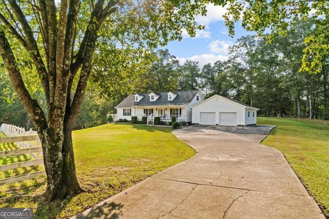 $775,000 | 871 Robinson Road