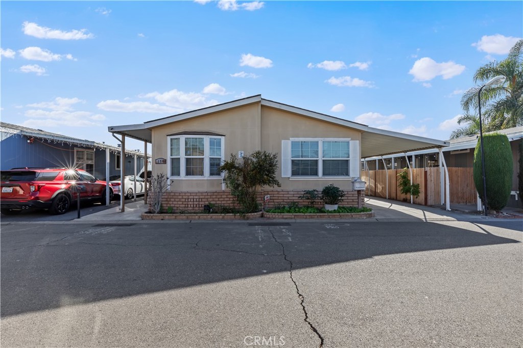 a front view of a house with garage