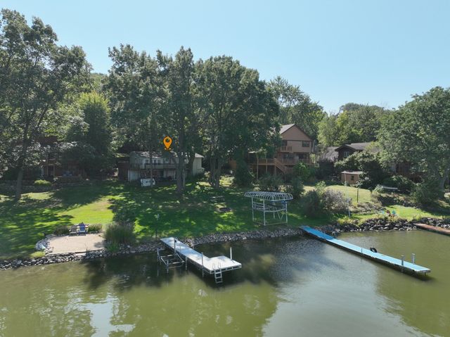 $795,000 | N7049 Oakwood Road | Whitewater Lakefront