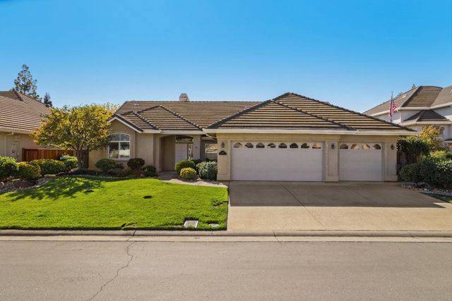 $727,000 | 28 River Pointe Court | North Lodi