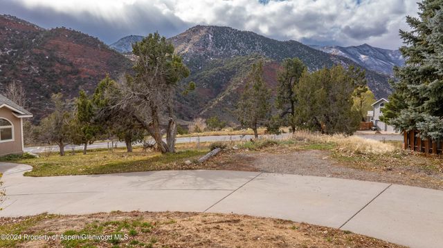 $149,400 | 476 Canyon Creek Drive | Chacra