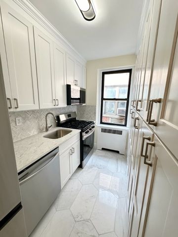 $4,500 | 340 East 66th Street, Unit 6K | Lenox Hill