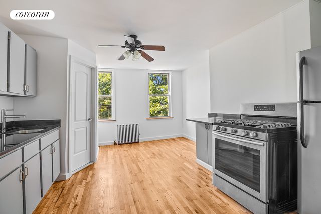 $3,100 | 451 Graham Avenue, Unit 3R | Williamsburg