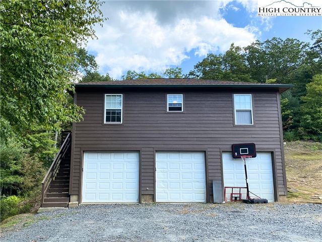 $1,050 | 413 Grandpas Farm Road | Pine Swamp Township - Ashe County