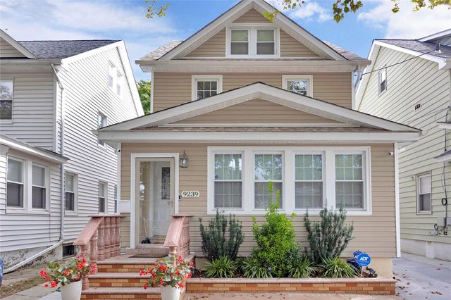 $895,000 | 92-39 241st Street | Queens Village