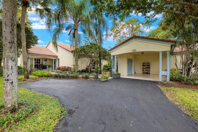 $1,192,500 | 2417 Vista Del Prado Drive | Palm Beach Polo and Country Club