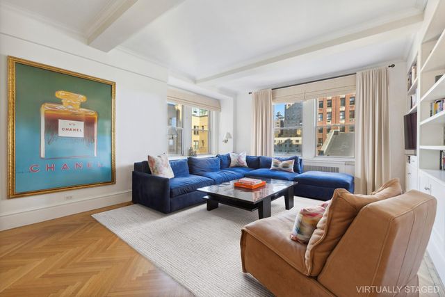 $1,895,000 | 91 Central Park West, Unit 8E | Upper West Side