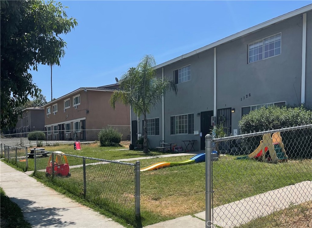 a view of outdoor space yard and patio