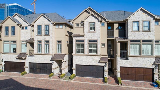 $999,000 | 12786 Yorkstone Drive | Memorial West