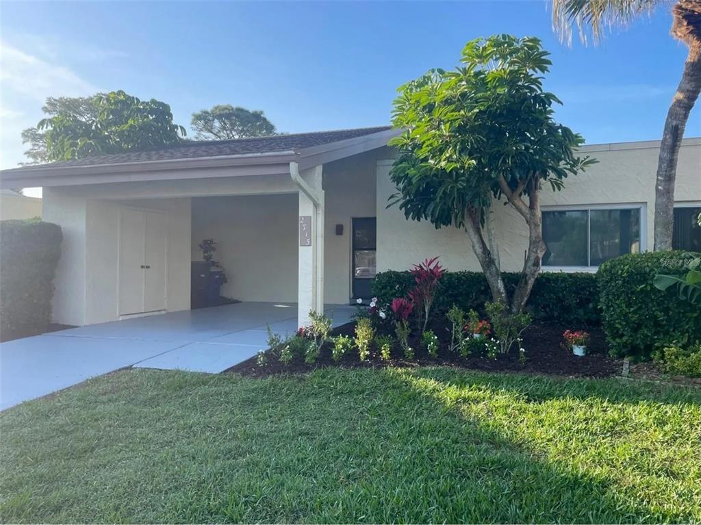 front view of house with a yard