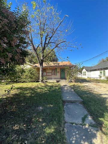 $69,999 | 1215 Ave J | Brownwood