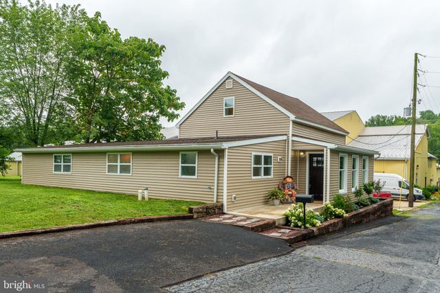 $419,900 | 108 South Church Newmanstown Pa | Schaefferstown