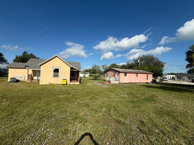 $145,000 | 1405 North 15th Street | Fort Pierce