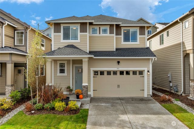 $879,999 | 951 121st Avenue Southeast | Cavalero