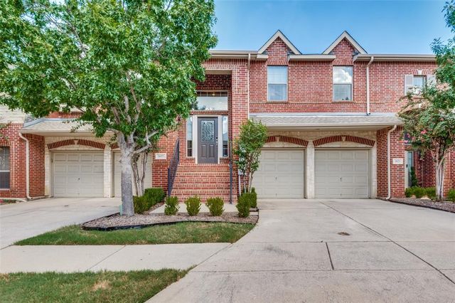 $399,990 | 3677 Vienna Street | Irving