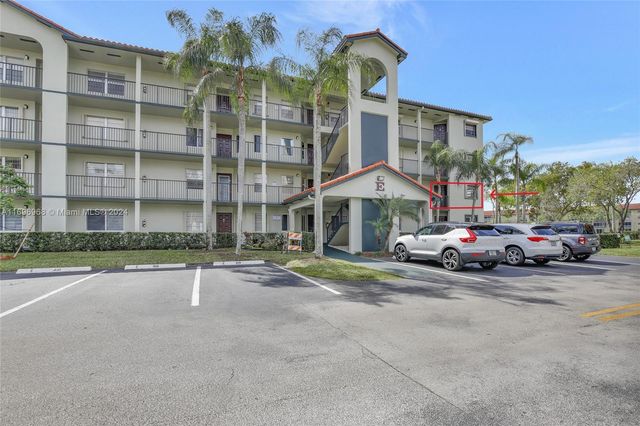 $329,500 | 12900 Southwest 13th Street, Unit 214E | Century Village