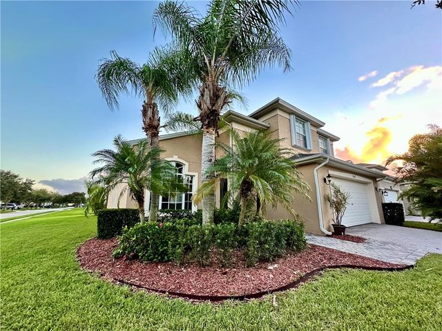 $379,900 | 547 Calamondin Way Southwest | Citrus Springs Village