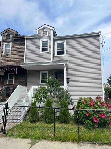 $244,000 | 464 Union Avenue | East End