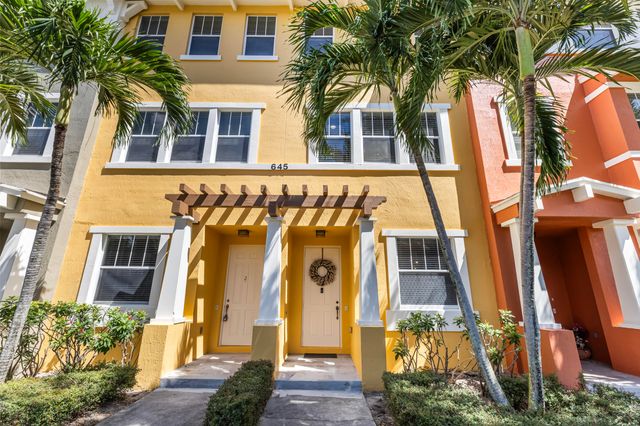 $385,000 | 645 Amador 3 Lane, Unit 3 | West Palm Beach