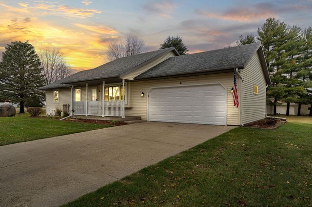 $345,000 | 55 Allen Path | Faribault