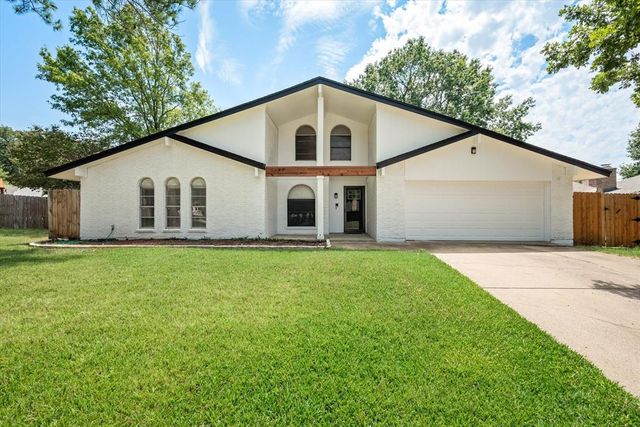 $385,000 | 8800 Chilton Court | North Richland Hills