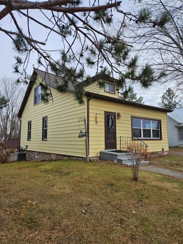 $184,900 | 1550 1st Avenue | Cumberland