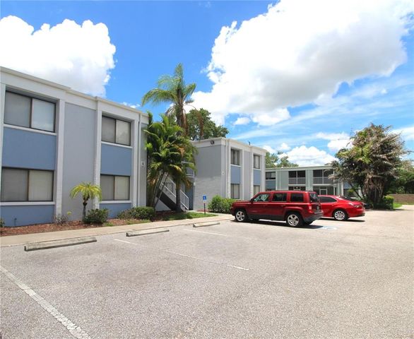 $1,650 | 5310 26th Street West, Unit 404 | Bayshore Gardens