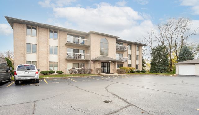 $230,000 | 1028 Ashley Court North, Unit 2C | Lockport