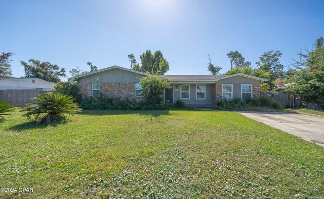 $272,000 | 1819 Airport Circle | Pretty Bayou