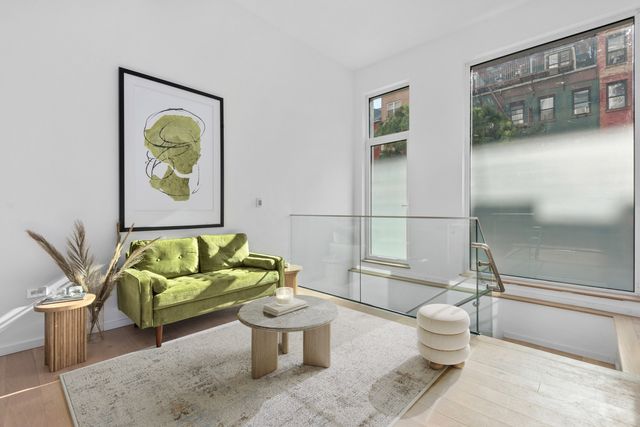 $1,999,000 | 330 Grand Street, Unit 1A | Lower East Side