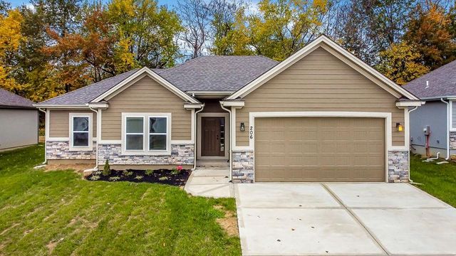 $396,750 | 206 South Marimack Drive | Kearney