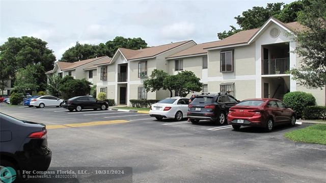 $1,850 | 714 Gardens Drive, Unit 205 | Gardens