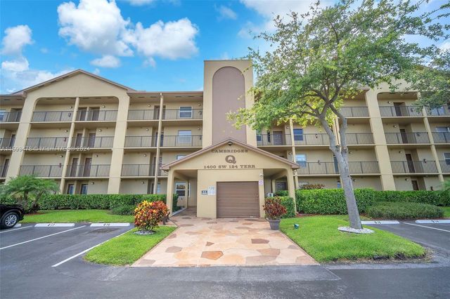 $145,000 | 1400 Southwest 124th Terrace, Unit 305Q | Century Village