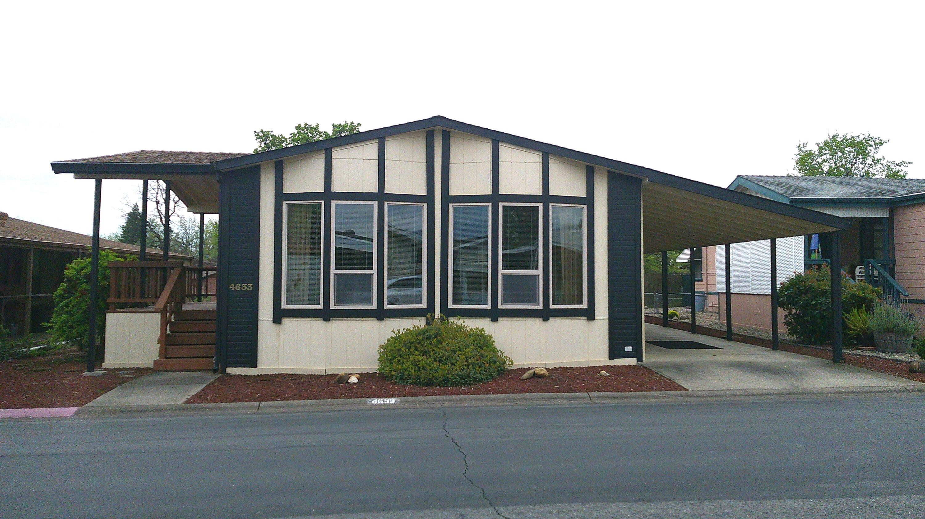 a house view with a outdoor space