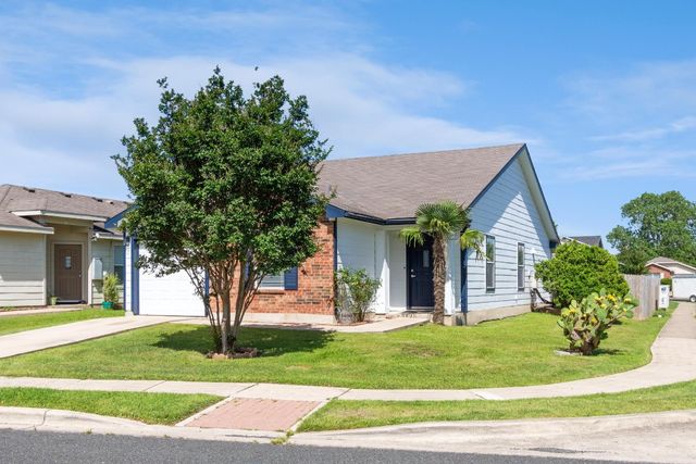 $2,100 | 1400 Poppy Seed Lane | Riverside Meadows