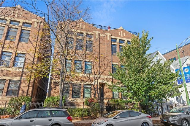 $489,000 | 2530 North Ashland Avenue, Unit 2N | Lincoln Park