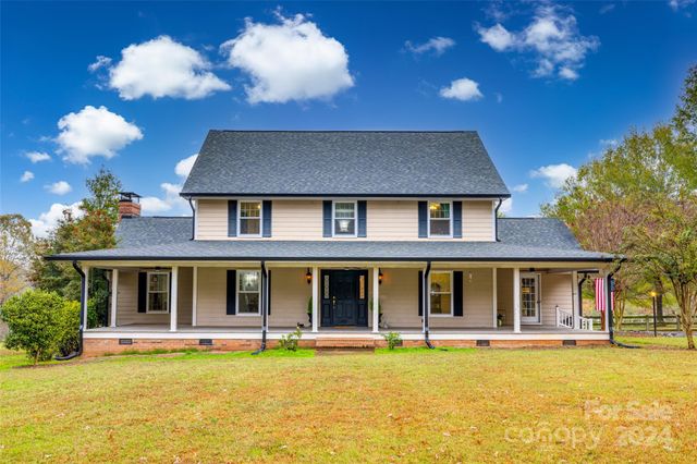 $925,000 | 252 Smith Grove Road | Red Cross