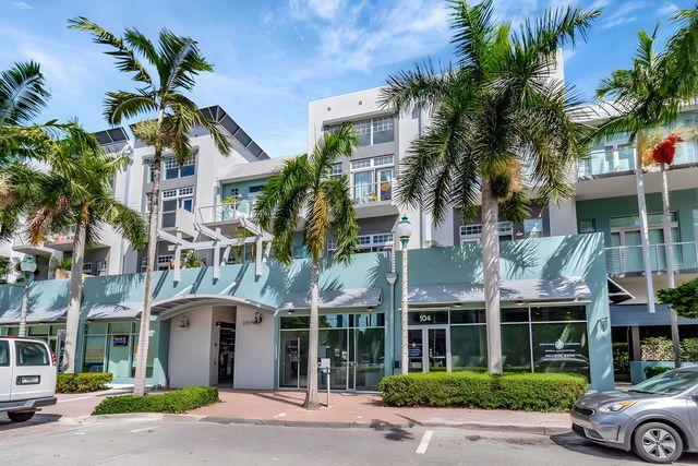 $899,000 | 185 Northeast 4th Avenue, Unit 211 | Delray Beach