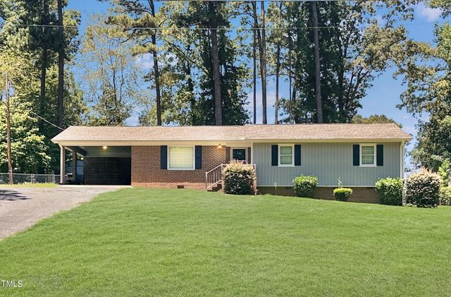 $299,900 | 2400 Carbonton Road | Sanford