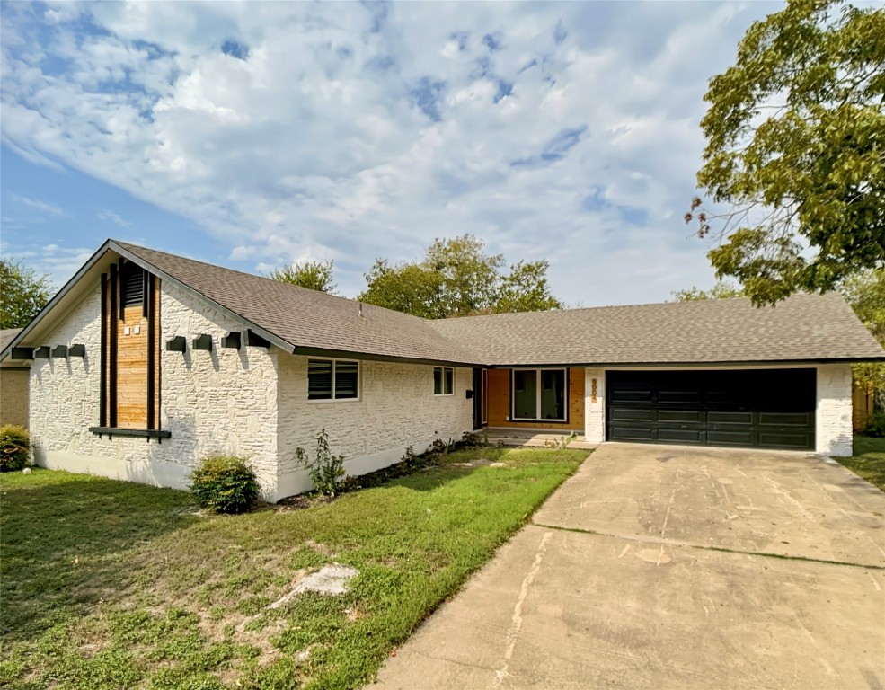 front view of house with a yard