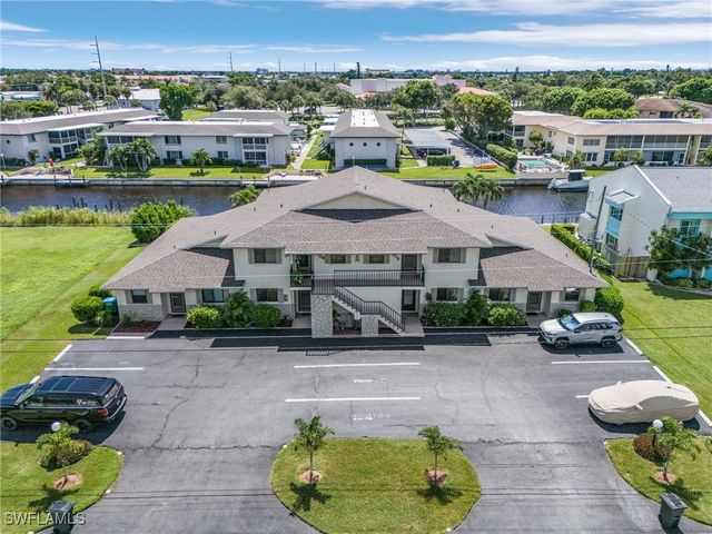 $269,900 | 1412 Southeast 40th Street, Unit 5 | Cape Coral