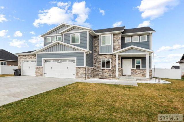 $680,000 | 5714 Long Cove Drive | Sandcreek