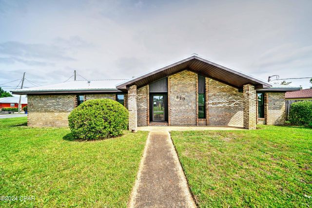 $2,100 | 1820 West 24th Street | Pretty Bayou