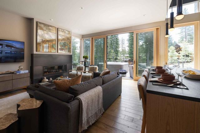 $475,000 | 15004 Peak View Place, Unit 5 | Northstar