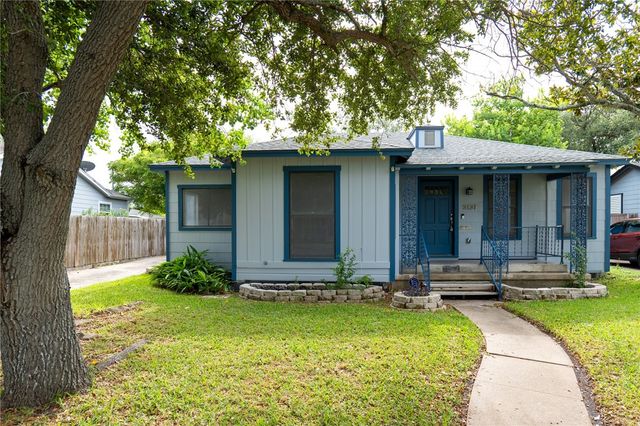 $1,650 | 3137 Austin Street | Midtown Corpus Christi