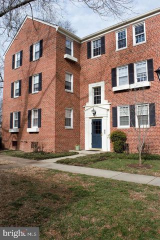 $1,825 | 6620 Potomac Avenue, Unit C1 | Belle View Condominiums