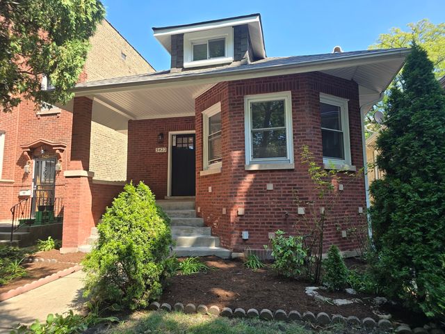 $599,990 | 5423 North Sawyer Avenue | North Park