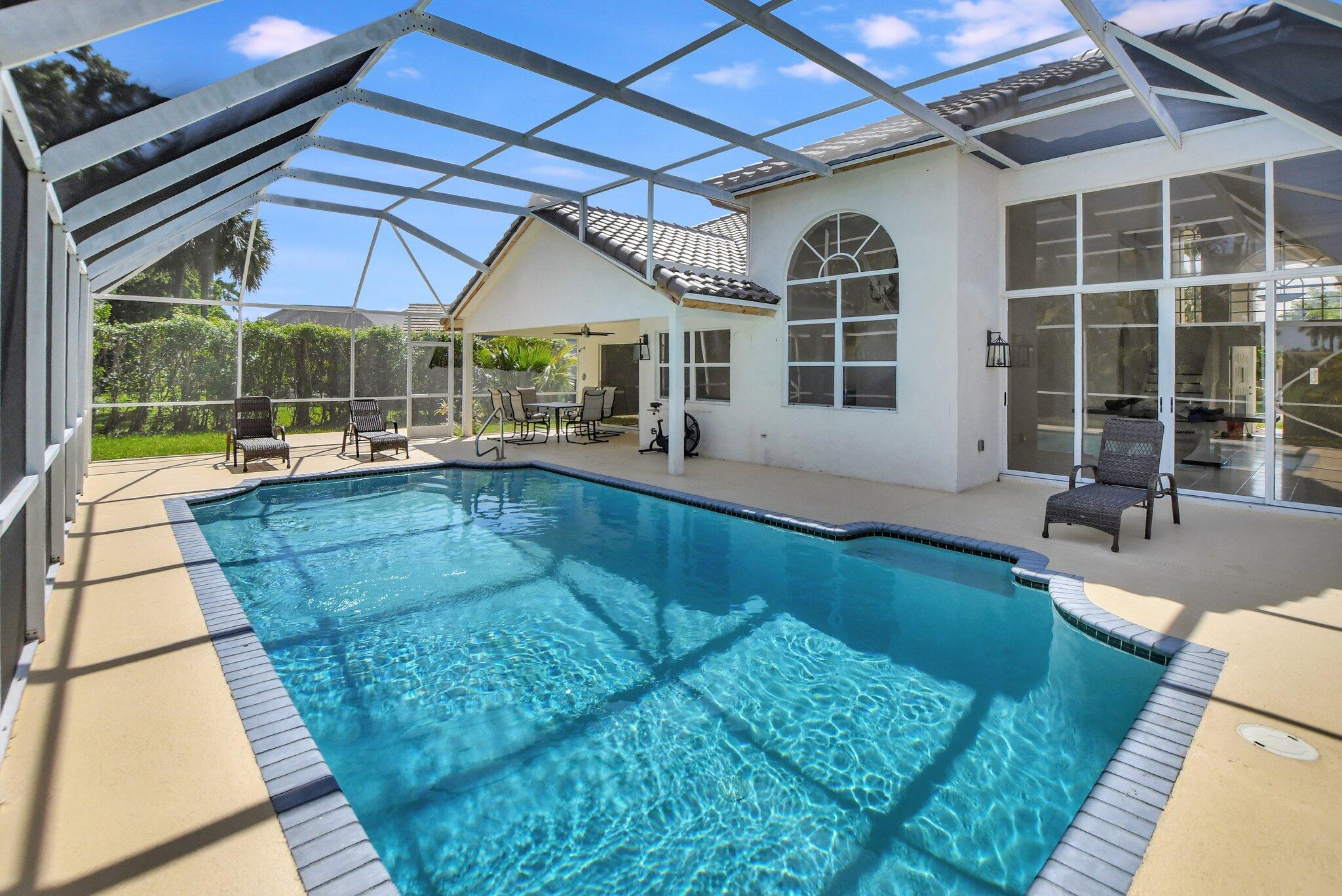 backyard/pool