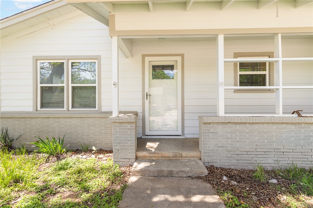 a view of house with a outdoor space